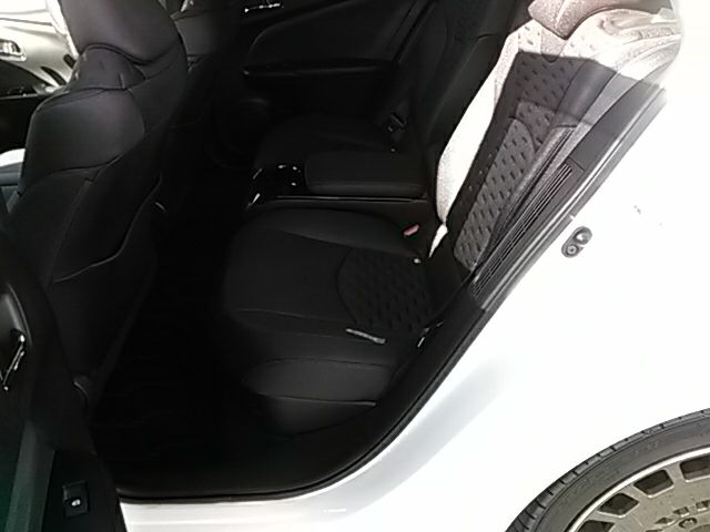 Toyota PRIUS PHV 2018-11 16584-19