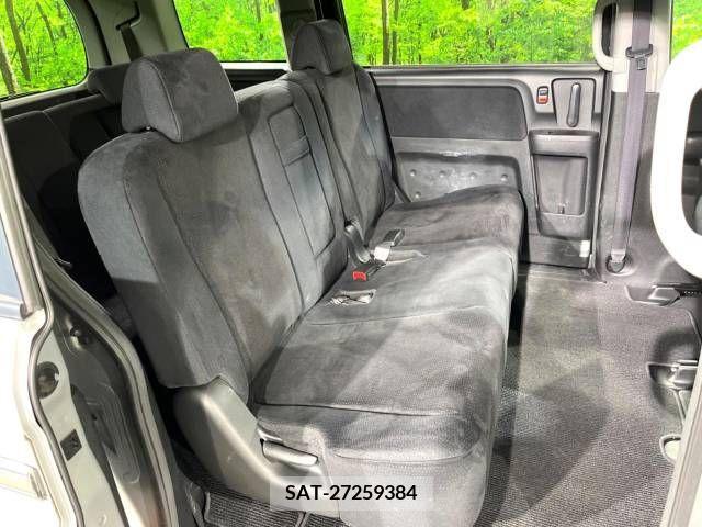 Honda e 2009-03 256008-9