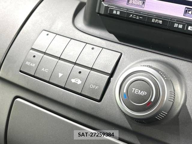 Honda e 2009-03 256008-7
