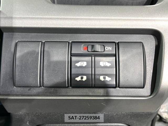 Honda e 2009-03 256008-4