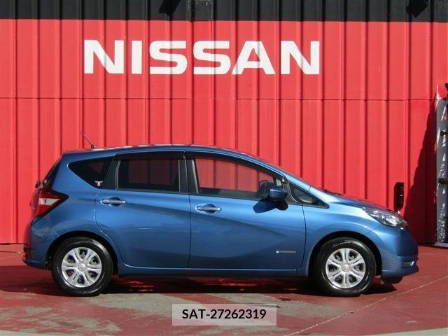 Nissan NOTE 2017-03 205266-24