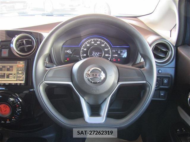 Nissan NOTE 2017-03 205266-16