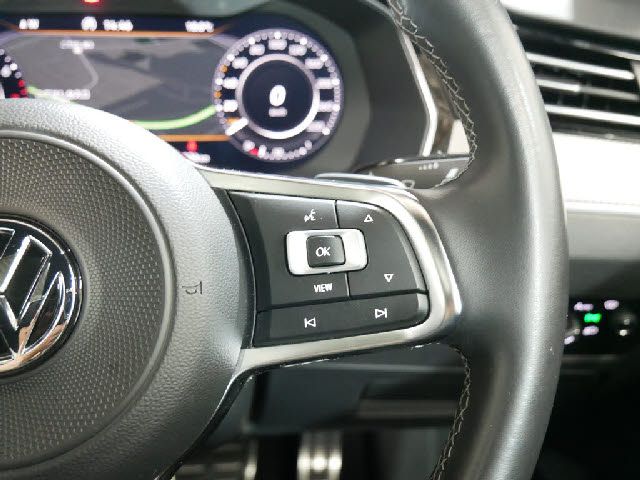 VolksWagen ARTEON 2019-03 182998-20