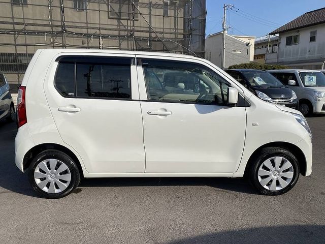 Suzuki WAGON R 2014-07 13243-8