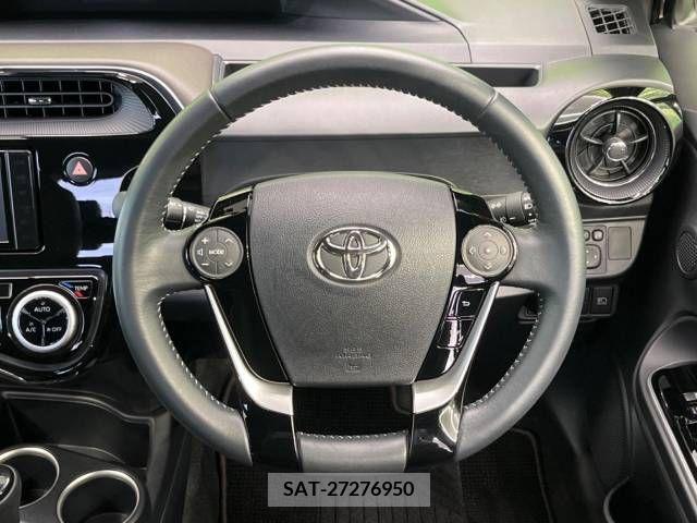 Toyota AQUA 2019-01 255088-11