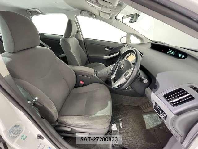 Toyota PRIUS 2010-02 321989-10