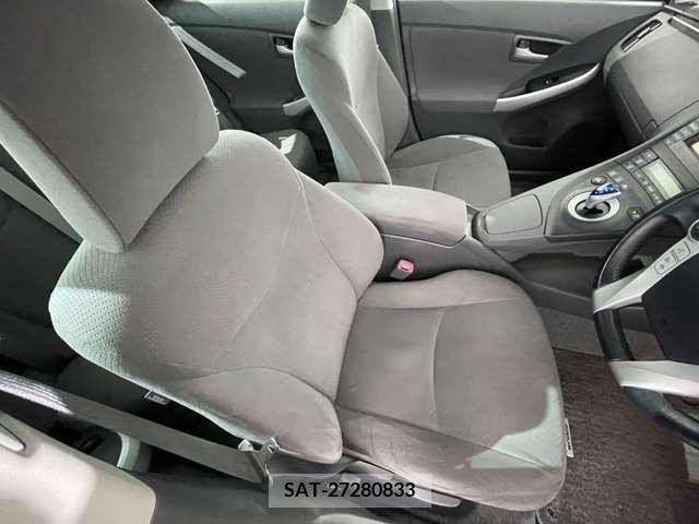 Toyota PRIUS 2010-02 321989-11