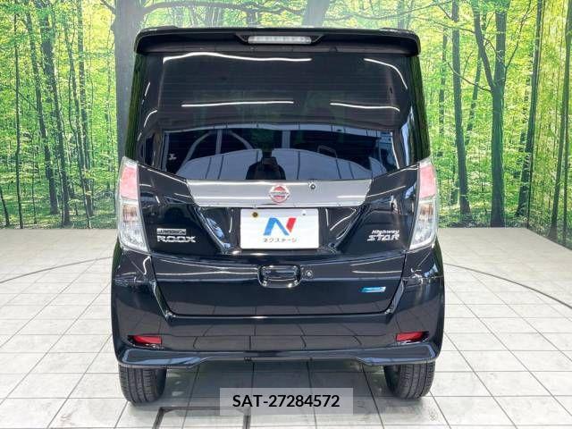 Nissan DAYZ 2014-09 390396-15