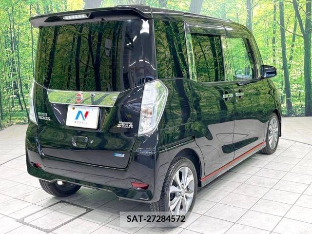 Nissan DAYZ 2014-09 390396-17