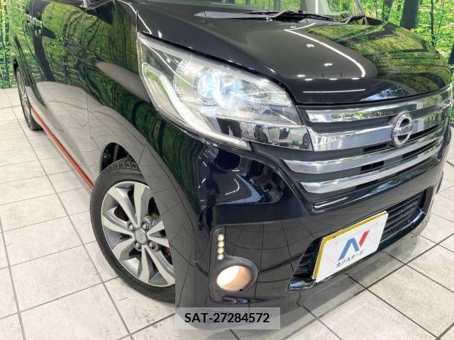 Nissan DAYZ 2014-09 390396-12