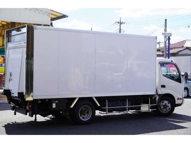 Hino DUTRO 2018-08 20036-7