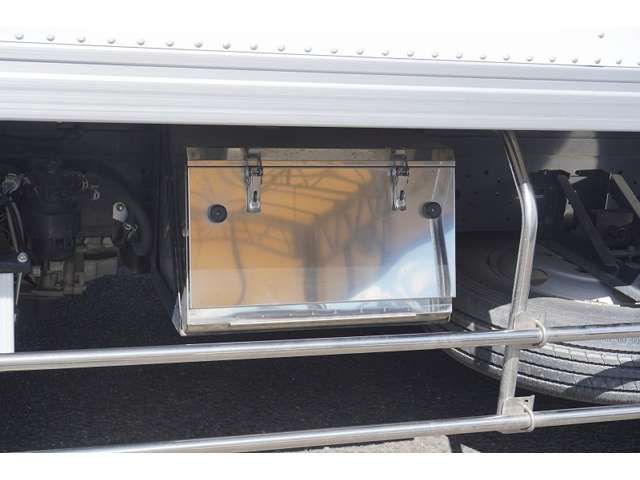 Hino DUTRO 2018-08 20036-16