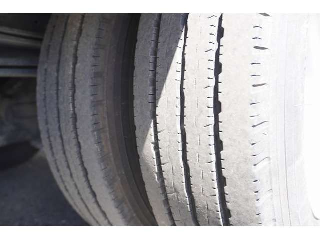 Hino DUTRO 2018-08 20036-10