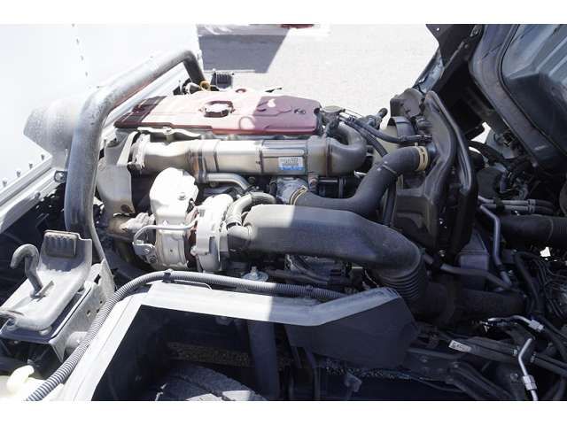 Hino DUTRO 2018-08 20036-15