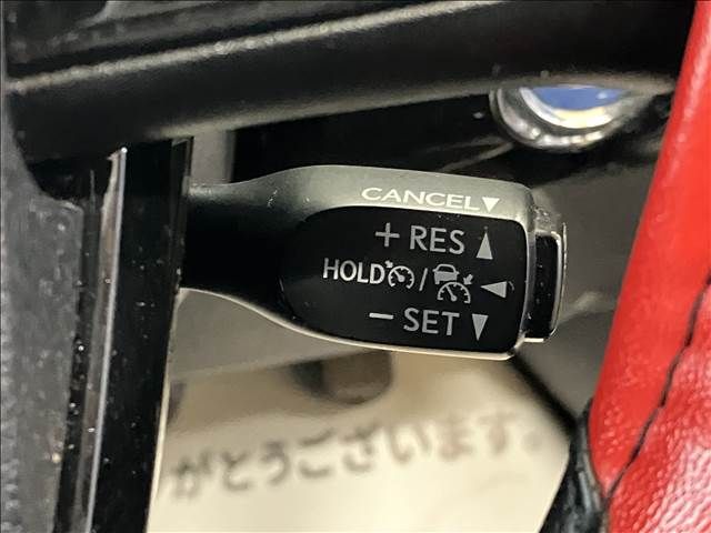 Toyota PRIUS 2018-10 186650-5