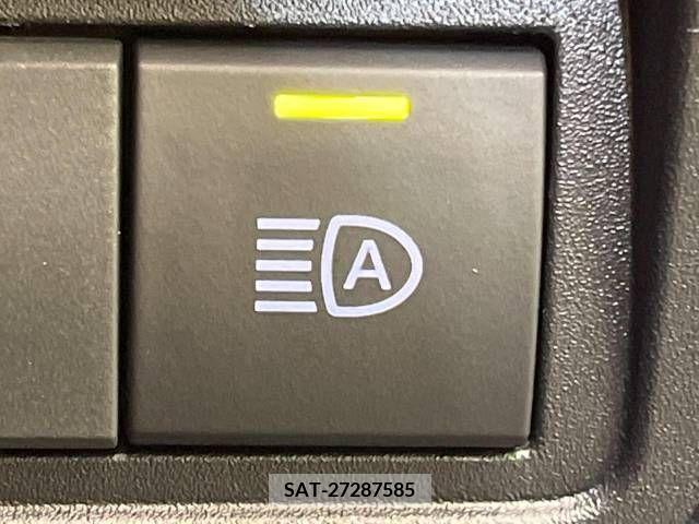 Toyota YARIS 2023-06 395351-7