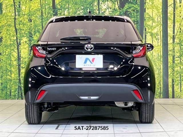 Toyota YARIS 2023-06 395351-15