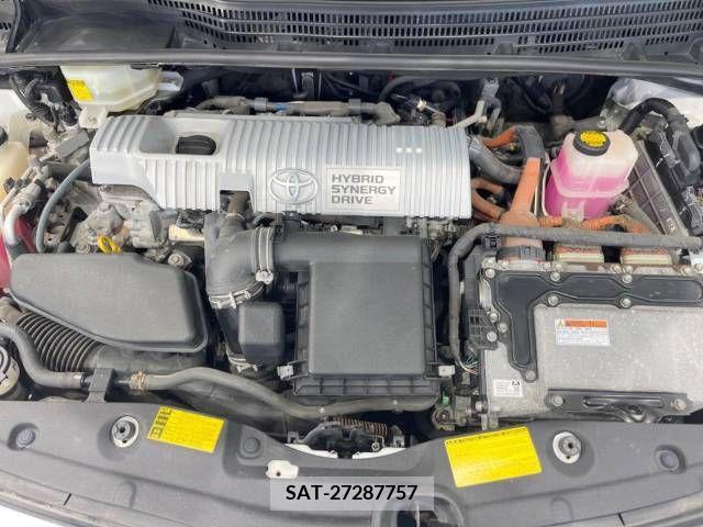 Toyota PRIUS 2011-11 340419-18