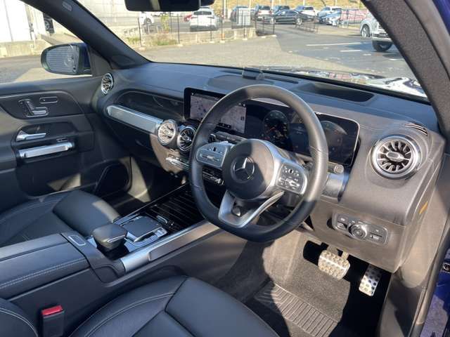 Mercedes Benz GLB-CLASS 2020-10 16802-11