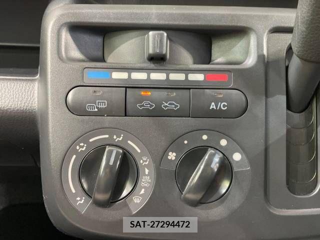 Nissan MOCO 2013-11 257251-6
