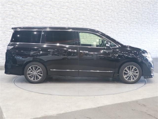 Nissan ELGRAND 2019-02 4198-6