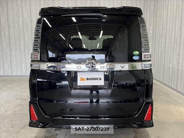 Toyota VOXY 2018-12 288949-11