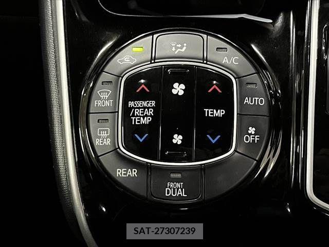 Toyota VOXY 2018-12 288949-17