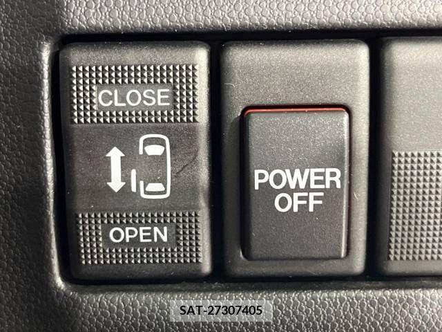 Mazda PREMACY 2013-09 381876-2