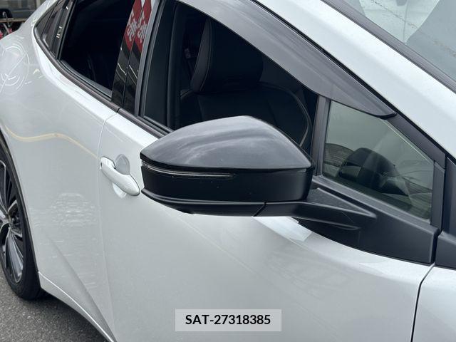 Toyota PRIUS 2023-08 379845-10