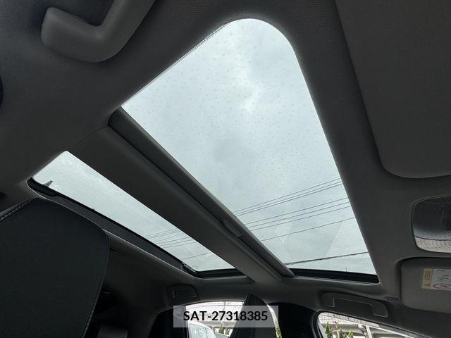 Toyota PRIUS 2023-08 379845-25