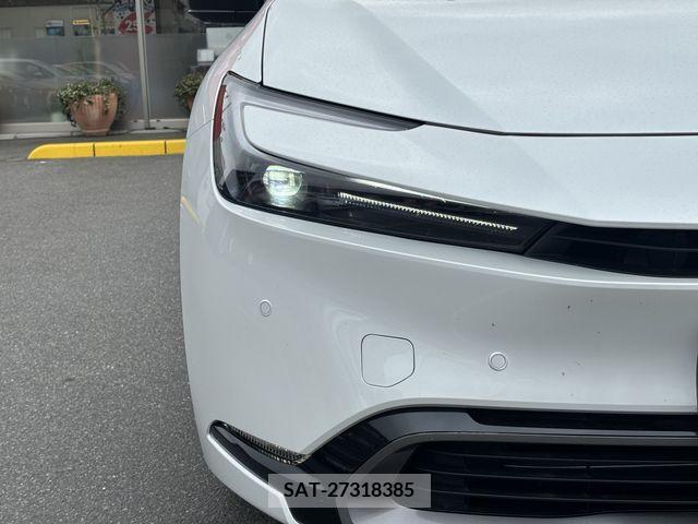 Toyota PRIUS 2023-08 379845-4