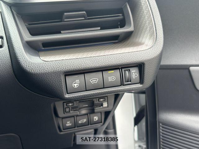 Toyota PRIUS 2023-08 379845-27