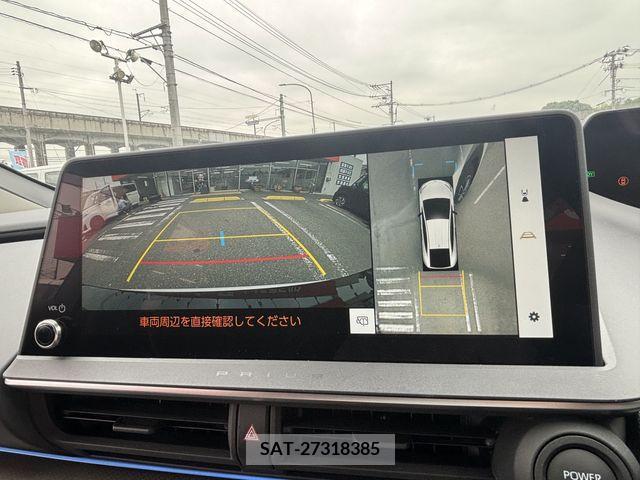 Toyota PRIUS 2023-08 379845-22