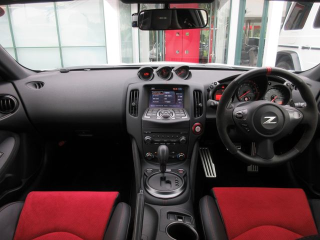 Nissan FAIRLADY Z 2021-08 23937-1