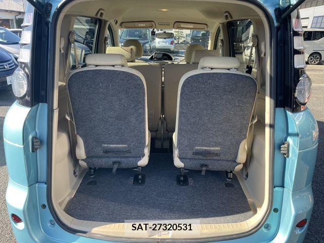 Toyota SIENTA 2007-01 208479-10