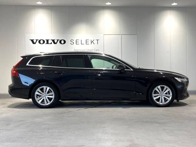 Volvo V60 2021-03 18107-17