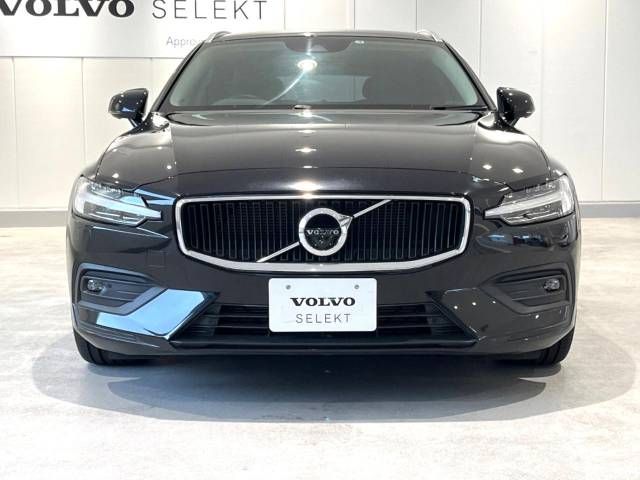 Volvo V60 2021-03 18107-16