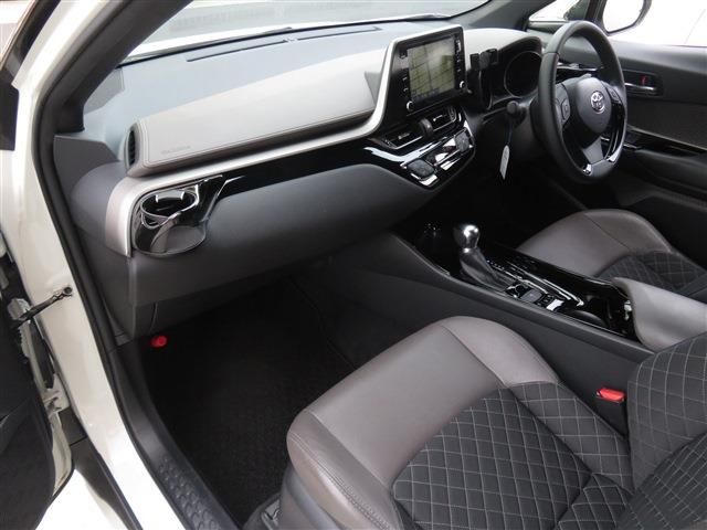 Toyota C-HR 2020-03 18603-14