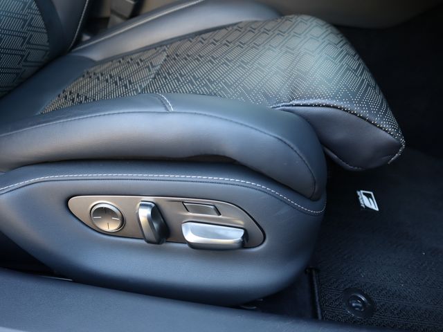 Lexus LS 2020-09 8035-19