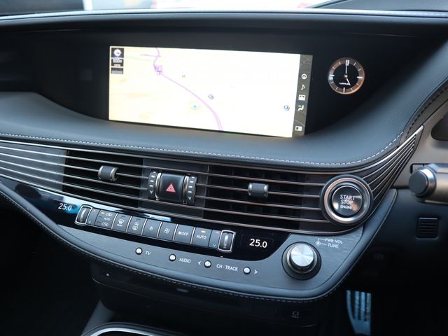 Lexus LS 2020-09 8035-13