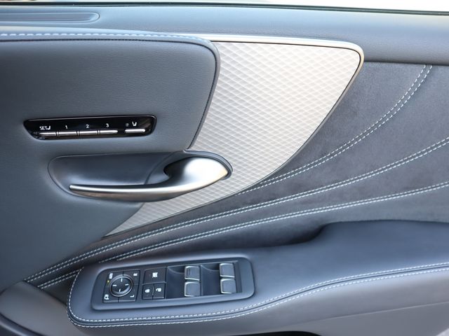 Lexus LS 2020-09 8035-18