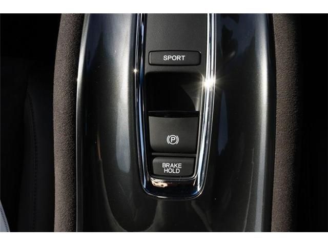 Honda VEZEL 2018-09 20645-12