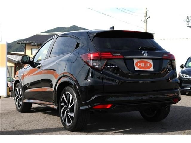 Honda VEZEL 2018-09 20645-1