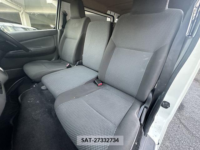 Isuzu COMO 2017-01 203057-7