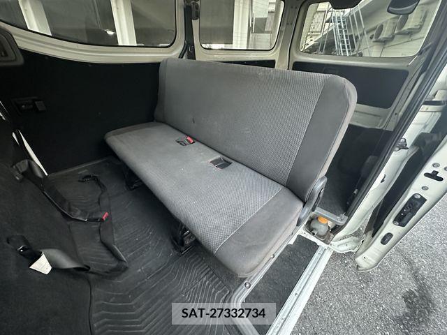 Isuzu COMO 2017-01 203057-8
