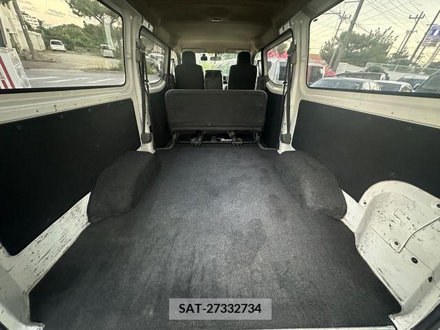 Isuzu COMO 2017-01 203057-9