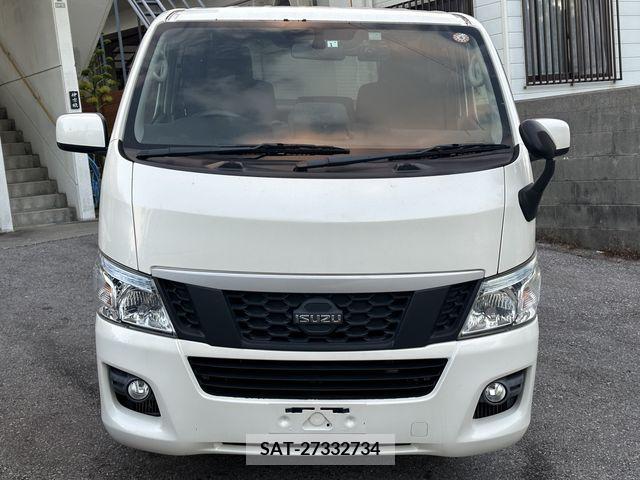 Isuzu COMO 2017-01 203057-1