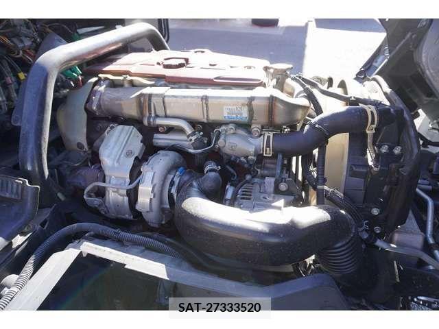 Hino DUTRO 2017-09 205529-13