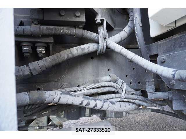 Hino DUTRO 2017-09 205529-10