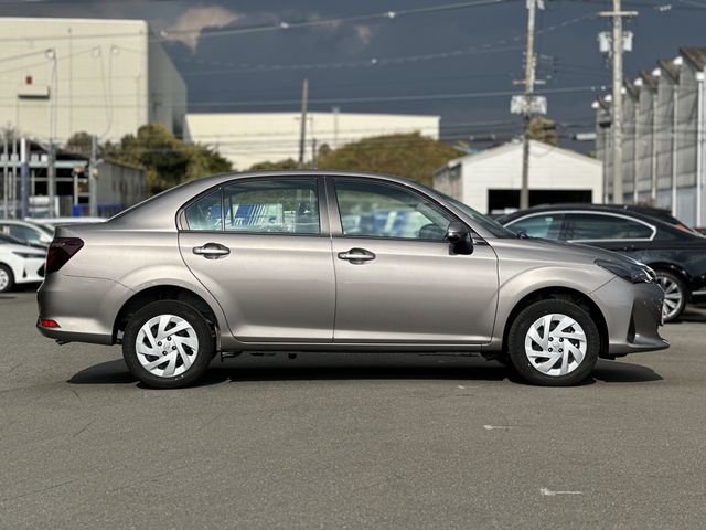 Toyota COROLLA AXIO 2023-05 191823-27